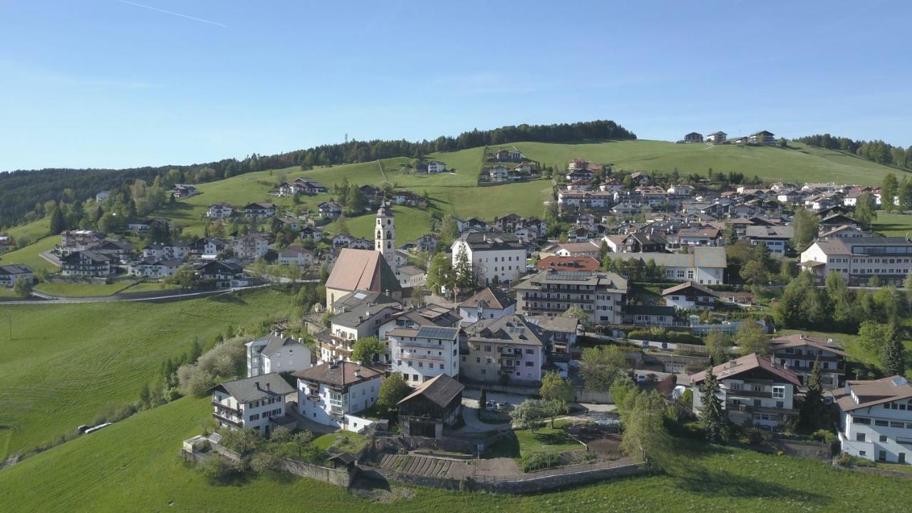 Gasthof Pension Roessl Nova Ponente Luaran gambar